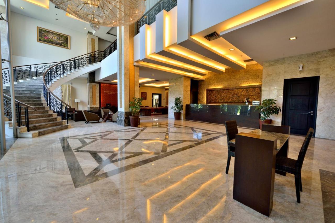 Gino Feruci Kebon Jati By Kagum Hotels Бандунг Екстер'єр фото