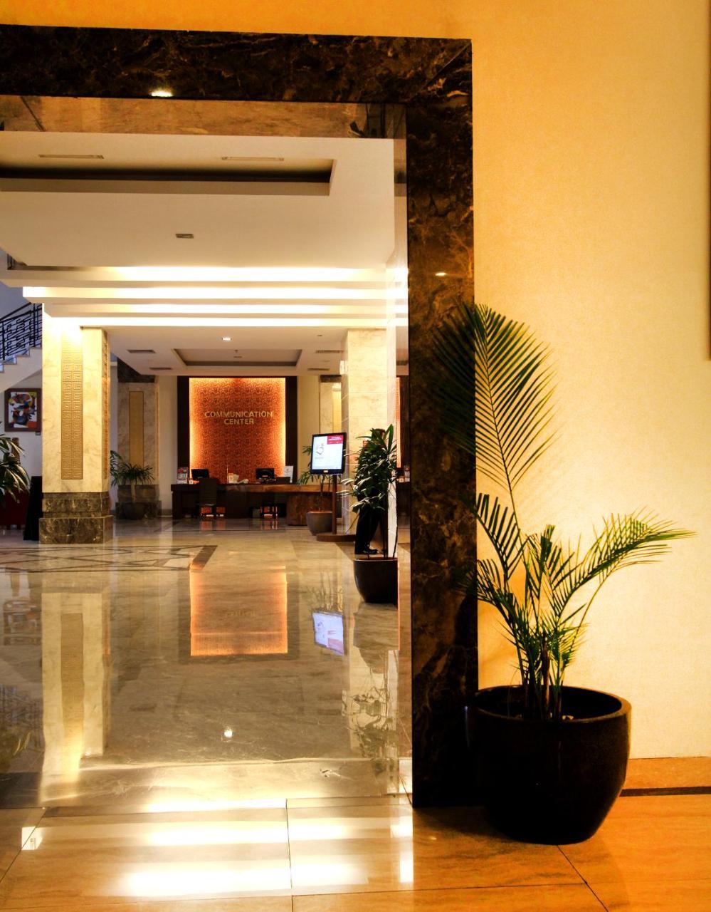 Gino Feruci Kebon Jati By Kagum Hotels Бандунг Екстер'єр фото